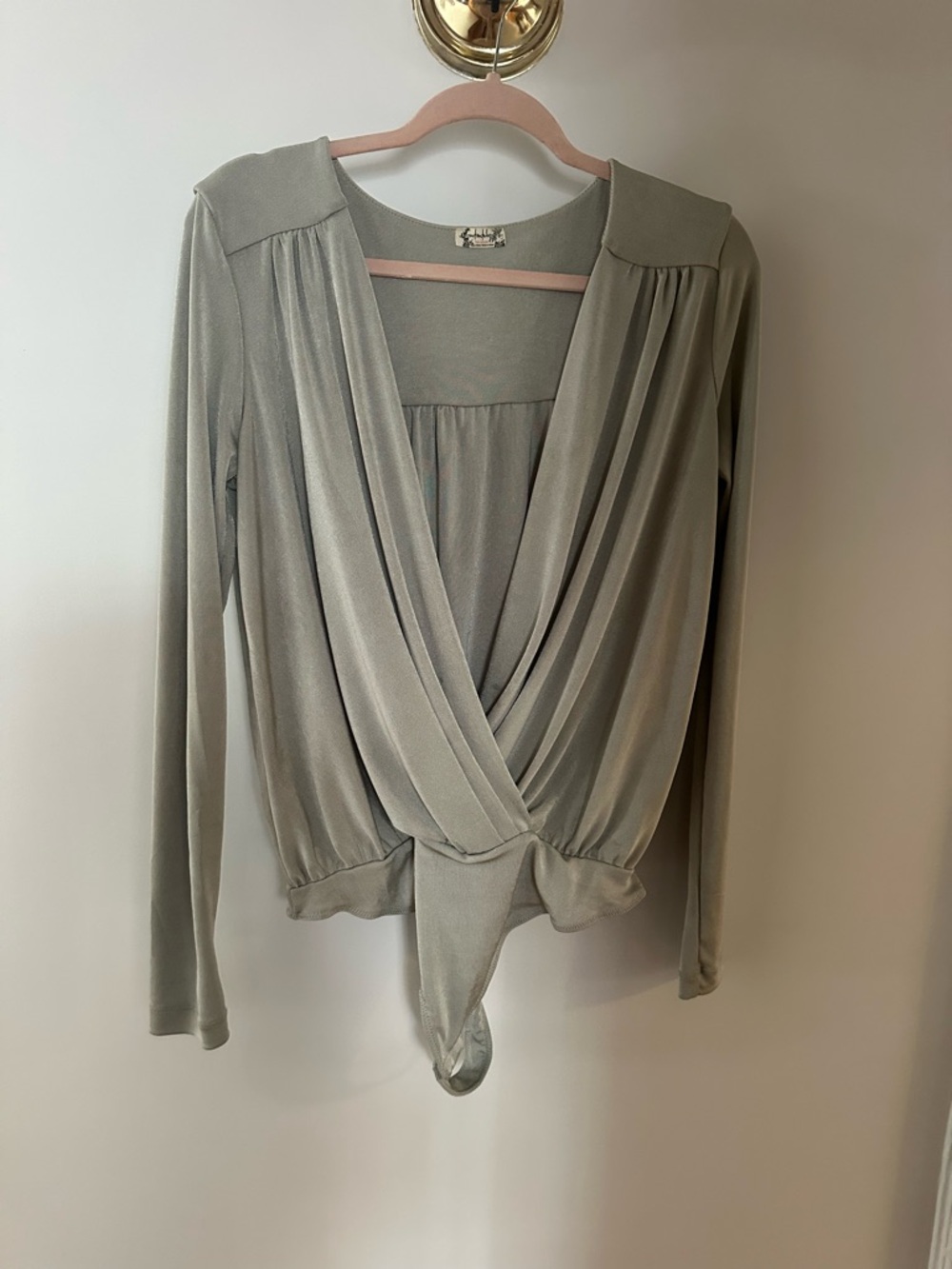 Free People Intimately Turnt Long Sleeve V-neck Bodysuit Light Gray size L